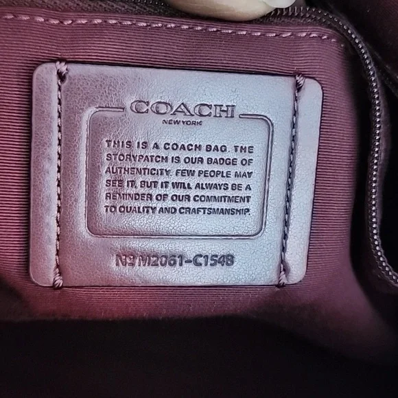 COACH DEMPSEY TOTE 40" - Picture 11 of 14